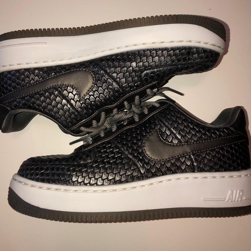 Nike Air Max Metallic Snakeskin Sneakers